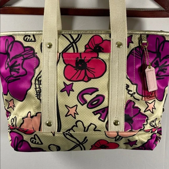 Vintage Coach Poppy Kyra Tote with Floral Pattern - Picture 1 of 17